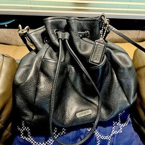 ***FINAL PRICE REDUCTION*** Coach Black Leather Bucket Purse